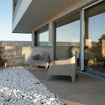 Fronte Mare Villa *