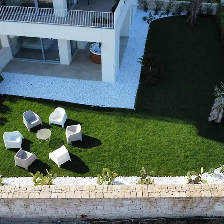 Vila Fronte Mare *