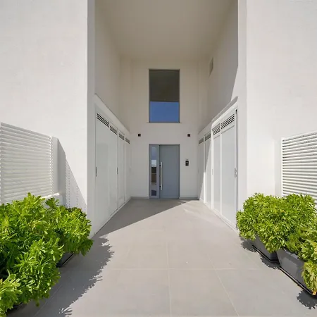 ヴィラ Fronte Mare バーリ