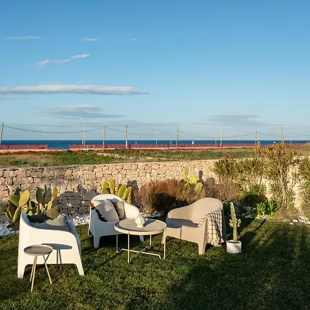 Fronte Mare Villa Bari
